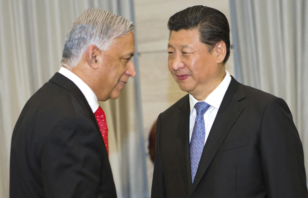 Shaukat Aziz with President Xi of China.